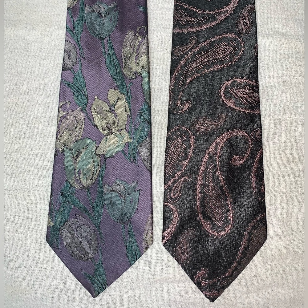 Vintage Oscar de la Renta Pastel Floral and Paisley Men's Tie Set